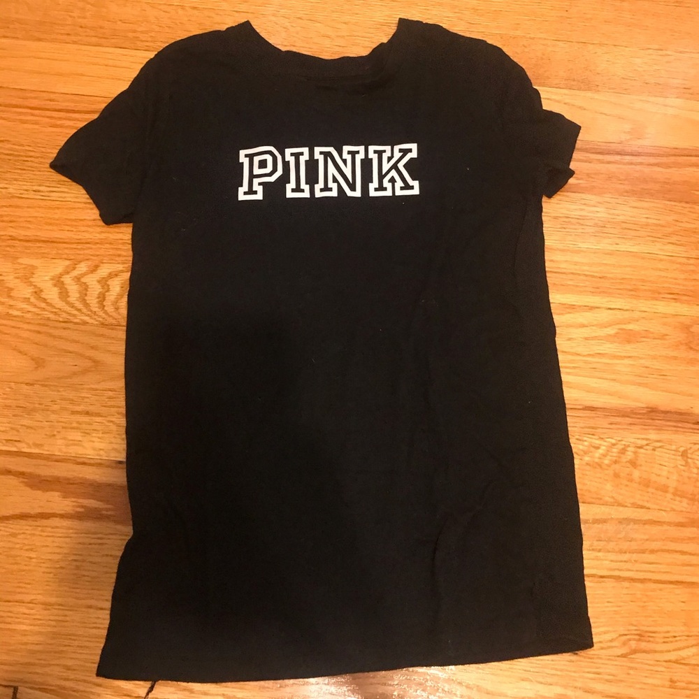 Women’s PINK t shirt